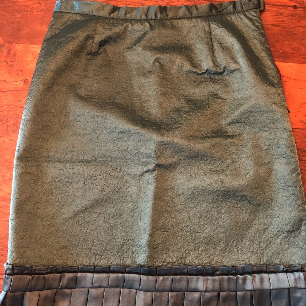 Spanner Sample Forest Green mini skirt